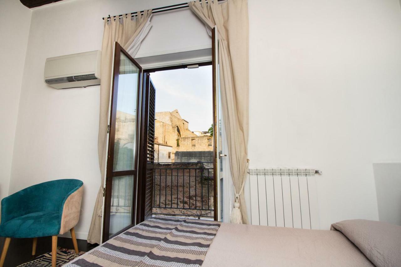 lo spasimo dentro casa Palermo Esterno foto